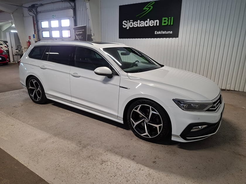 Bild 3 av Volkswagen Passat Sportscombi SC 2.0 TDI 4M Cockpit/R-Line/Värmare/Drag/Nav
