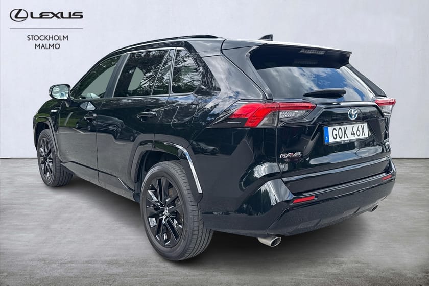 Bild 3 av Toyota RAV4 Hybrid AWD-i JUNI 2,5 HSD AWD ATTITUDE JBL APPLE CARPLAY