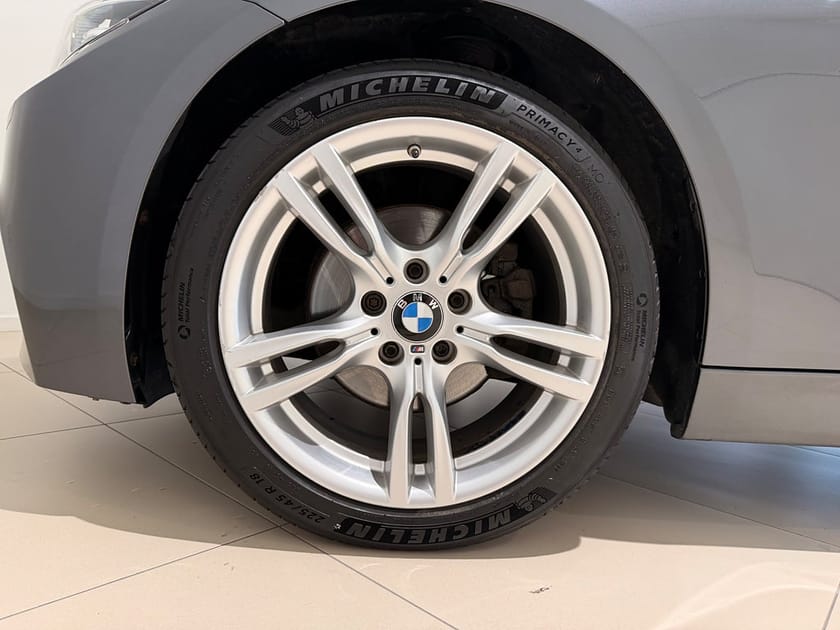 Bild 3 av BMW 320d xDrive Touring xDrive, M-Sport, Drag, Läder, HiFi, Navi Pro, Rattvärme