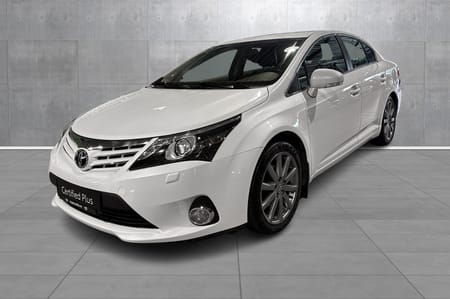 Toyota Avensis Sedan / Executive / Bensin