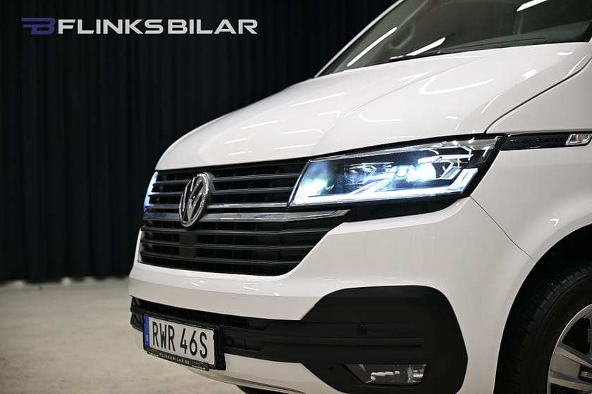 Bild 4 av Volkswagen Transporter DSG 150HK Nedlackad|LED|Drag|Värmare|Backkamera|Leasbar