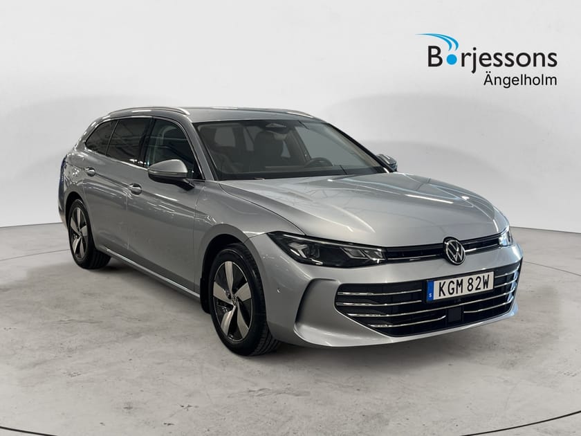 Bild 1 av Volkswagen Passat Sportscombi 1.5 eTSI 150 HK DSG Drag Värm
