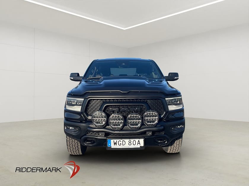 Bild 5 av RAM 1500 Quad Cab Dodge Rebel 5.7 4x4 Drag Skinn Taklucka