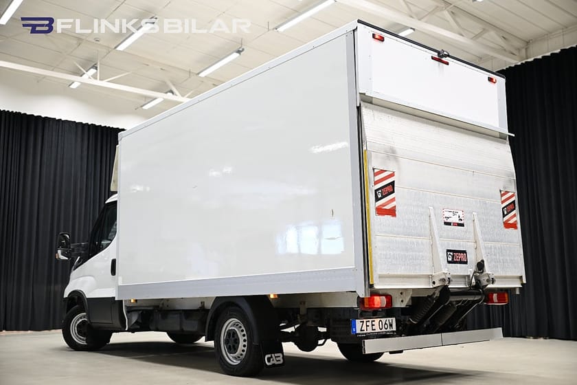 Bild 4 av Iveco Daily 35-140 Chassi Cab 136HK Automat|Volymskåp|BG-Lyft|Sidodörr|Backkamera