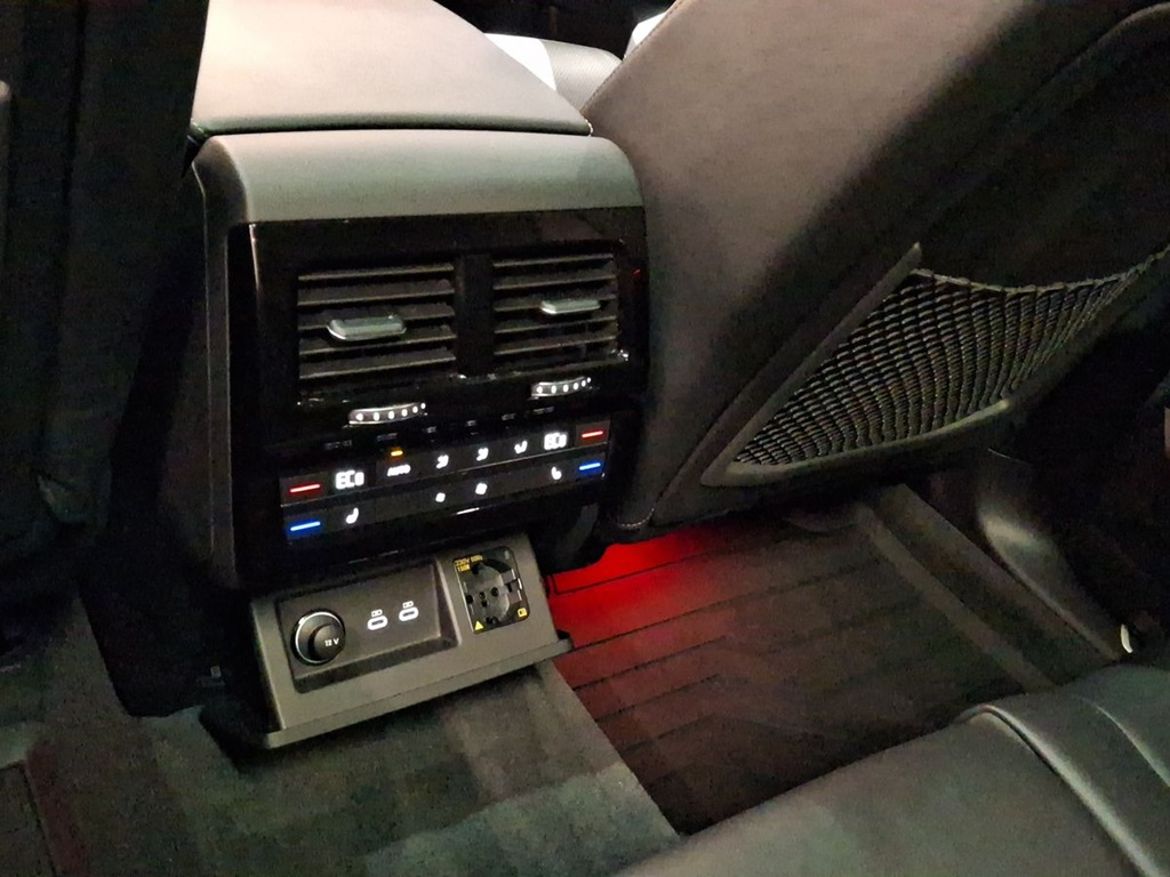 Volkswagen Volkswagen Touareg — bild 25