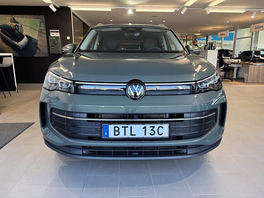 Bild 3 av Volkswagen Tiguan 150 hk eTSI *MAJ-KAMPANJ* 0 kr insats!