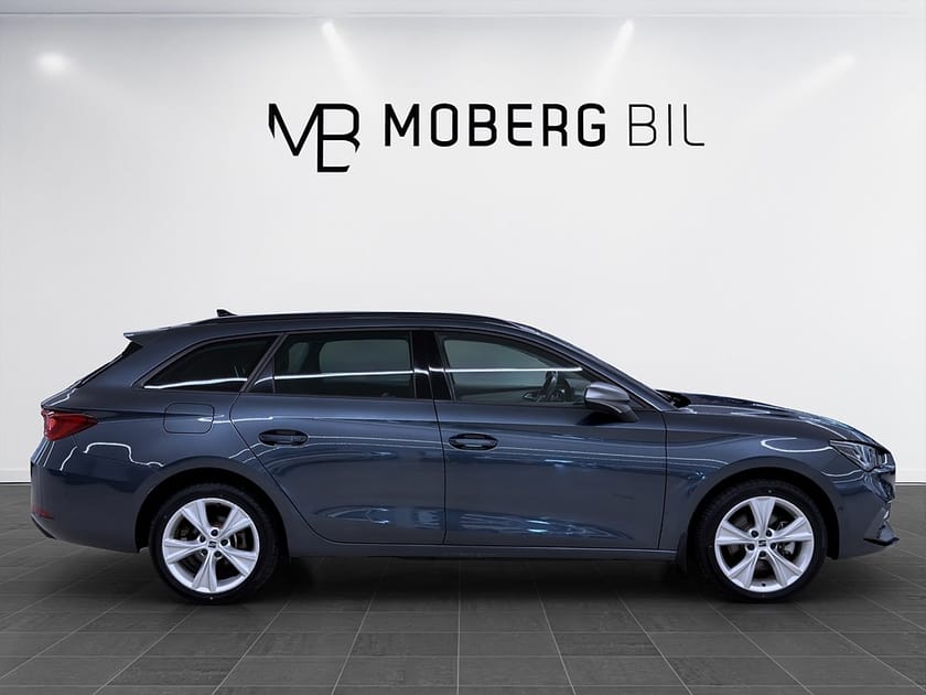 Bild 4 av SEAT León Sportstourer e-Hybrid 204hk Drag B-Kamera CarPlay
