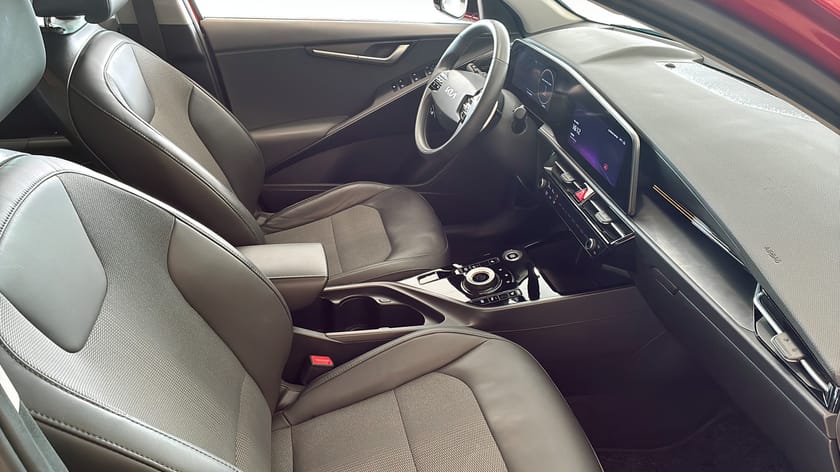 Bild 3 av Kia Niro Hybrid ACTION Drag/Navi/Keyless