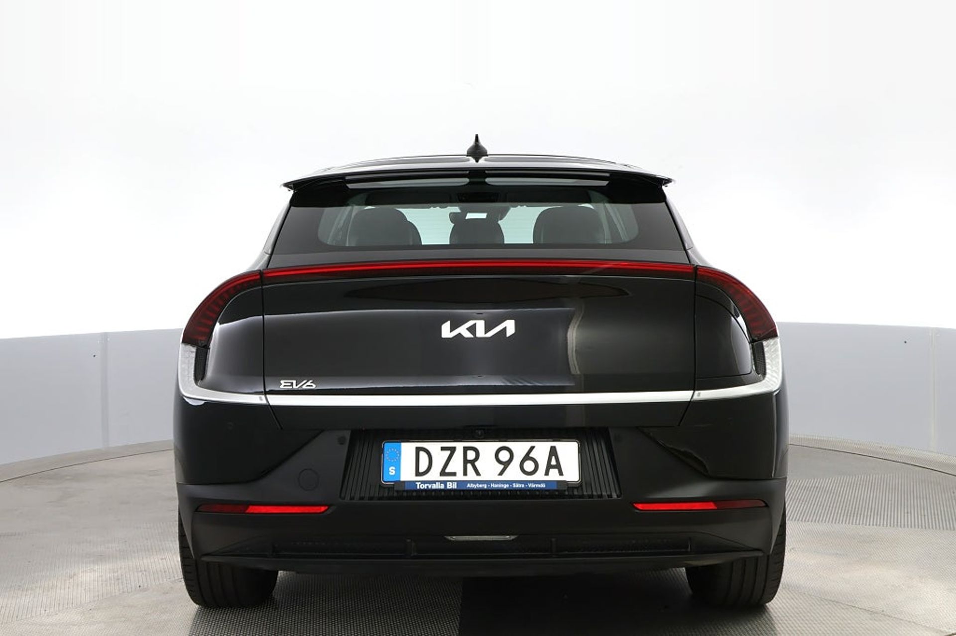 Kia EV6 77.4 kWh RWD 228hk Base B-Kam 2022, bild 4/10