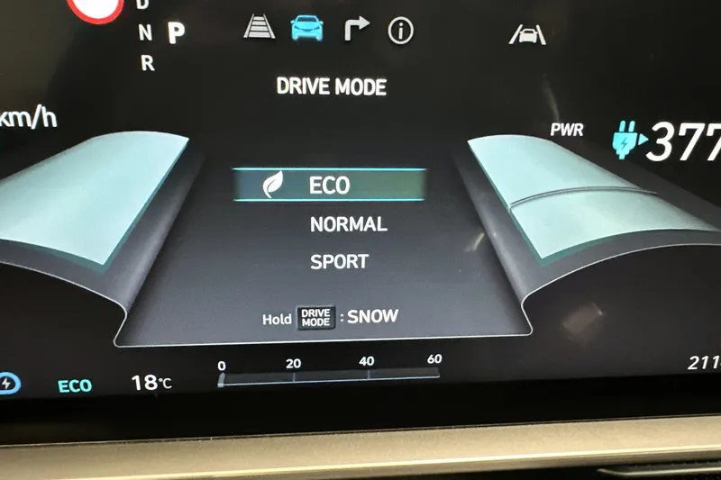 Hyundai Ioniq 6 bilde 19