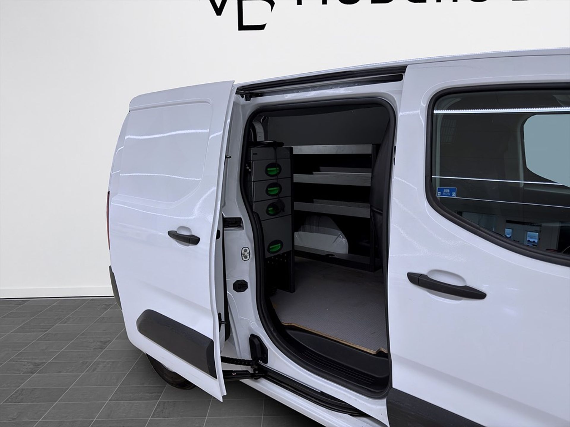 Peugeot e-Partner L2 136hk V-Inrett Drag 2022, kuva 7/10