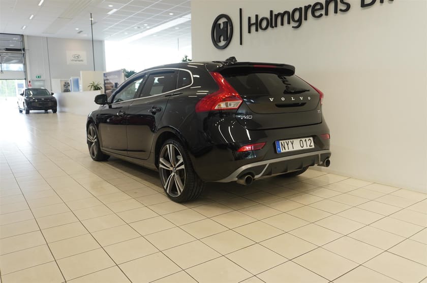 Bild 5 av Volvo V40 T5 Geartronic Momentum R-Design 254hk