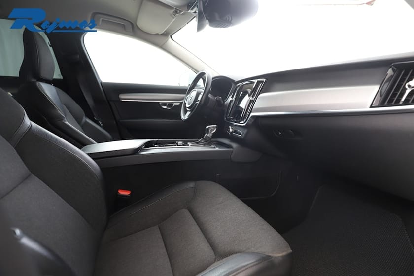 Bild 4 av Volvo V90 D4 Momentum Advanced SE II