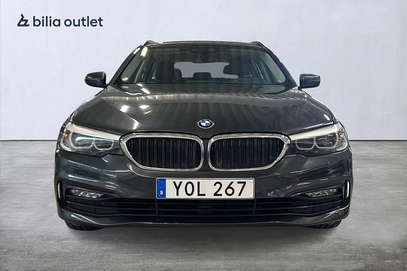 Bild 3 av BMW 520d xDrive Touring aut Sport line 190hk Drag Navi B-kamera