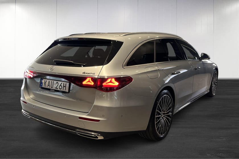 Bild 2 av Mercedes-Benz E 300 de 4MATIC T EXCLUSIVE /SoV/Moms