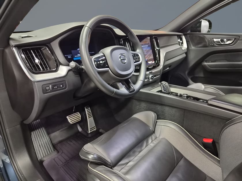Bild 5 av Volvo XC60 Recharge T8 AWD R-Design//HarmanKardon//