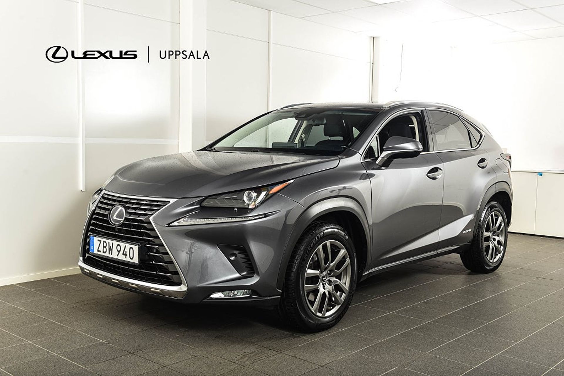 Lexus NX 300h