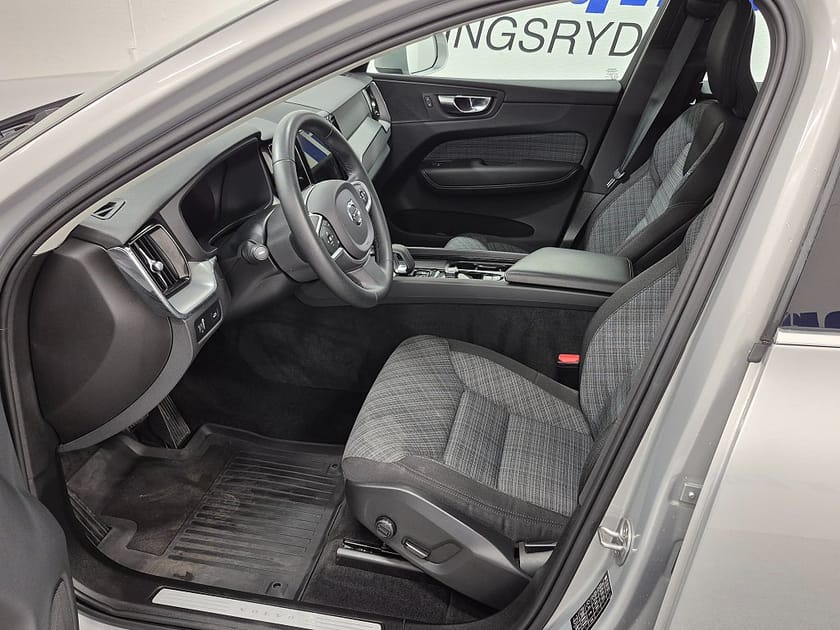 Bild 2 av Volvo XC60 B4 MILDHYBRID 197HK Advanced