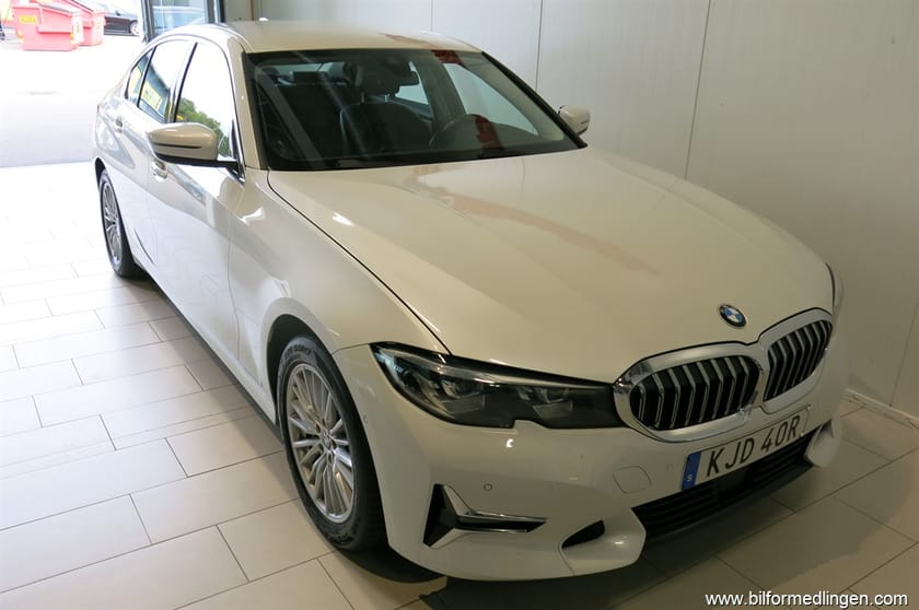 Bild 3 av BMW 330e Sedan 330 292hk Luxury Line Navi V-Hjul