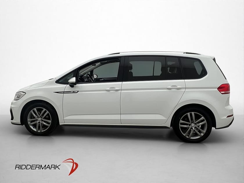 Bild 4 av Volkswagen Touran 1.4 TSI R-Line 7-Sits Drag Kamera CarPlay