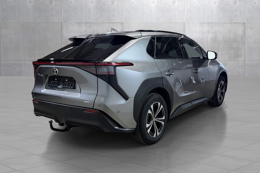 Bilde 3 av Toyota bZ4X