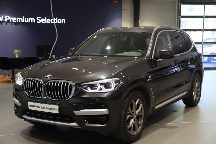 Bild 5 av BMW X3 xDrive20d M-Ratt, H/K, Värmare Dragkrok - Autowåx Bil AB