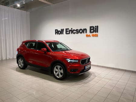 Volvo XC40 D4 AWD Momentum Advanced Edition