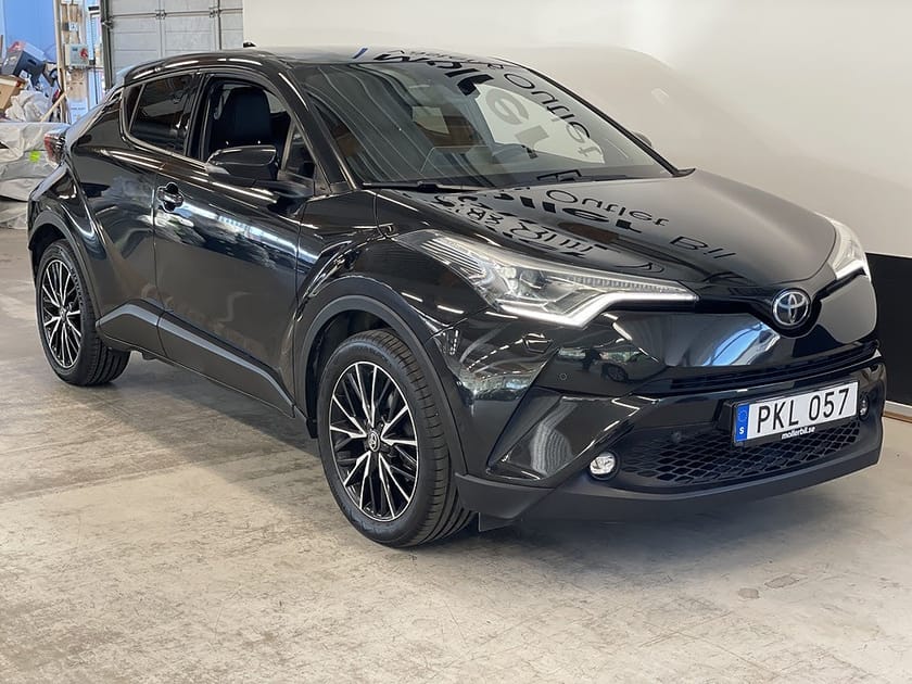 Bild 1 av Toyota C-HR 1,2 Turbo Awd Executive 116hk JBL Sound Backkamera