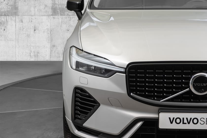 Bilde 3 av Volvo XC60 T8II Ultimate Dark H&K/HUD/360/Hengerfeste