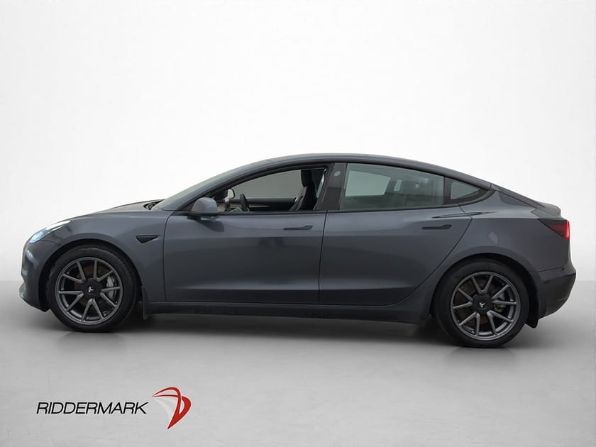 Bild 5 av Tesla Model 3 Long Range AWD Svensksåld Pano Värmepump Navi