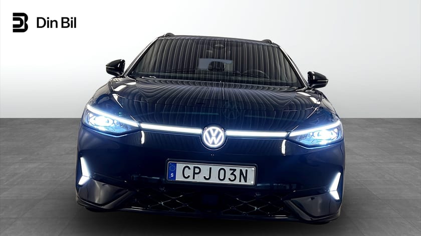 Bild 4 av Volkswagen ID.7 GTX Tourer Edition Panorama Drag Assistans Interiör