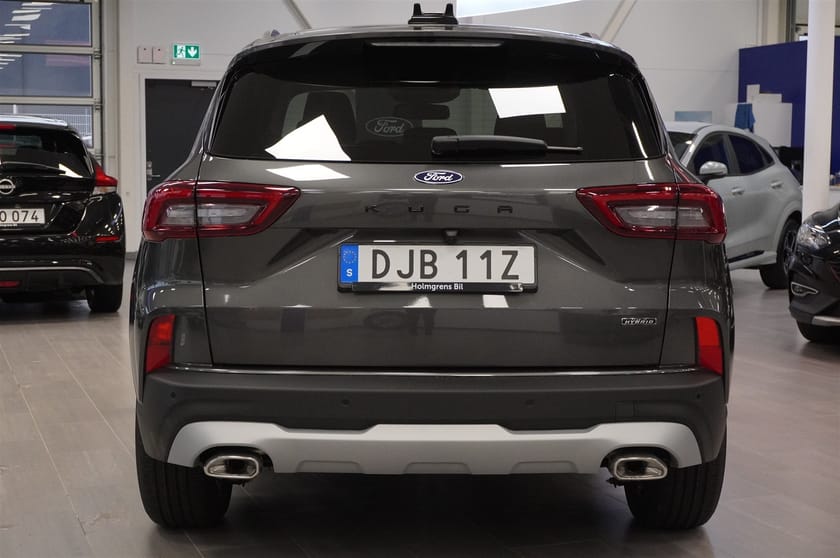 Bild 3 av Ford Kuga Plug-In Hybrid Active 2.5 FWD 243hk CVT Inkl. Vinterpaket Dragkrok