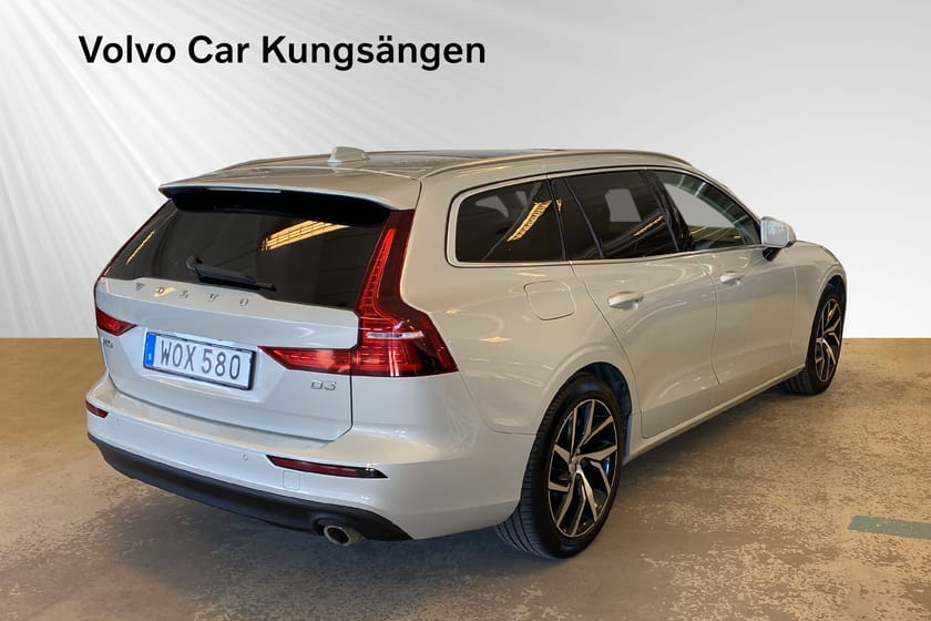 Bild 5 av Volvo V60 D3 Momentum Pro Edt DRAG/LÄDER/PANO/HARMAN