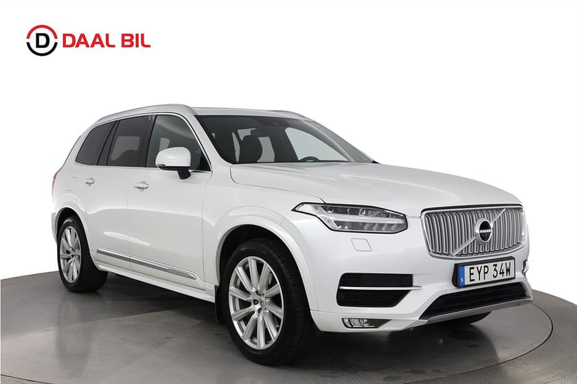 Bild 3 av Volvo XC90 7-SITS D5 AWD 235HK INSCRIPTION H/K® PANO 360-KAM HUD
