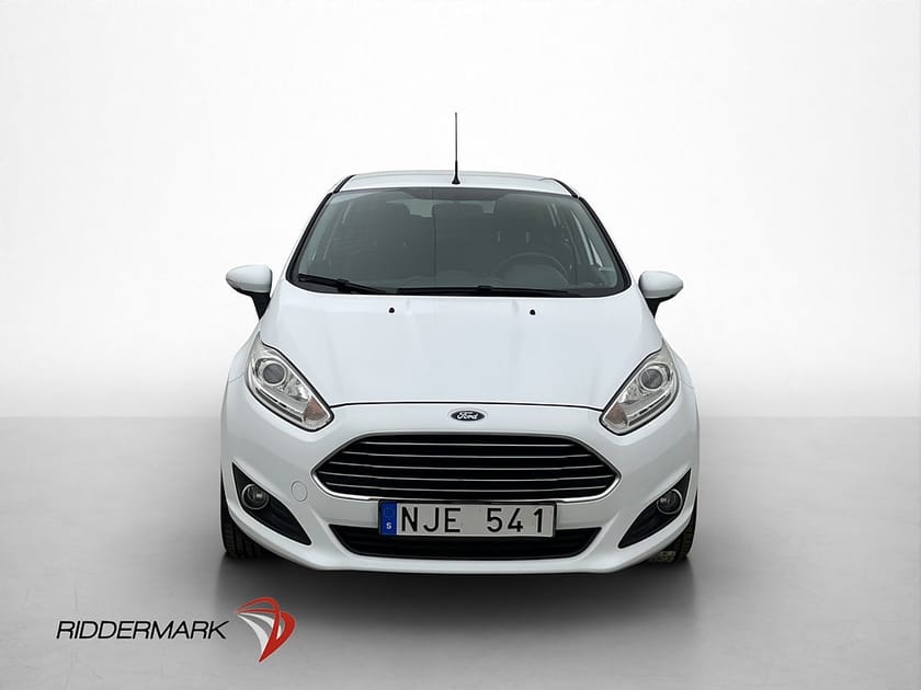 Bild 2 av Ford Fiesta 1.0 80hk Titanium AC/Luftkon 0.46l/mil Låg-skatt
