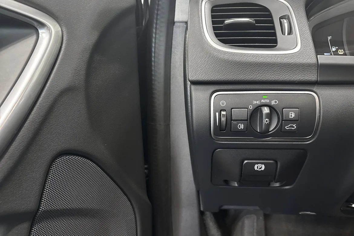 picture of a car