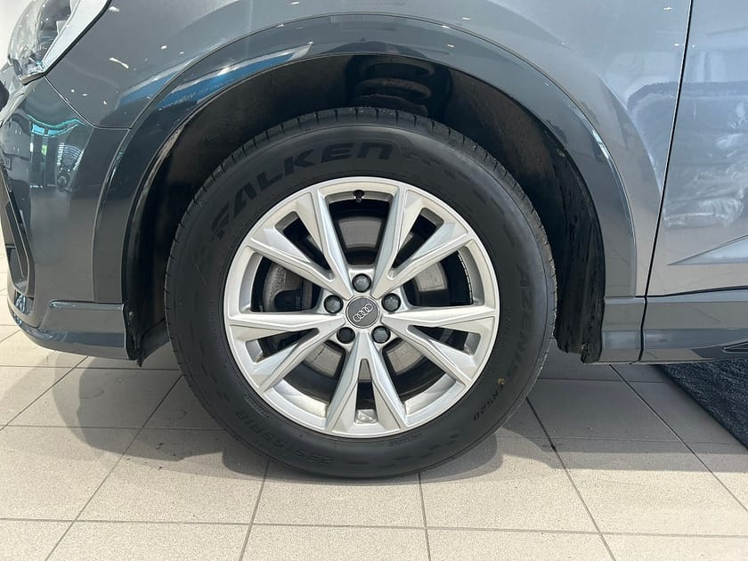 Bild 5 av Audi Q3 Sportback 40 TDI quattro 190 HK Q S-LINE/FjärrVärmare/B&O/Drag