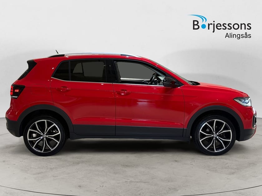 Bild 2 av Volkswagen T-Cross GT TSI 116hk Dragkrok/Backkamera/Black style