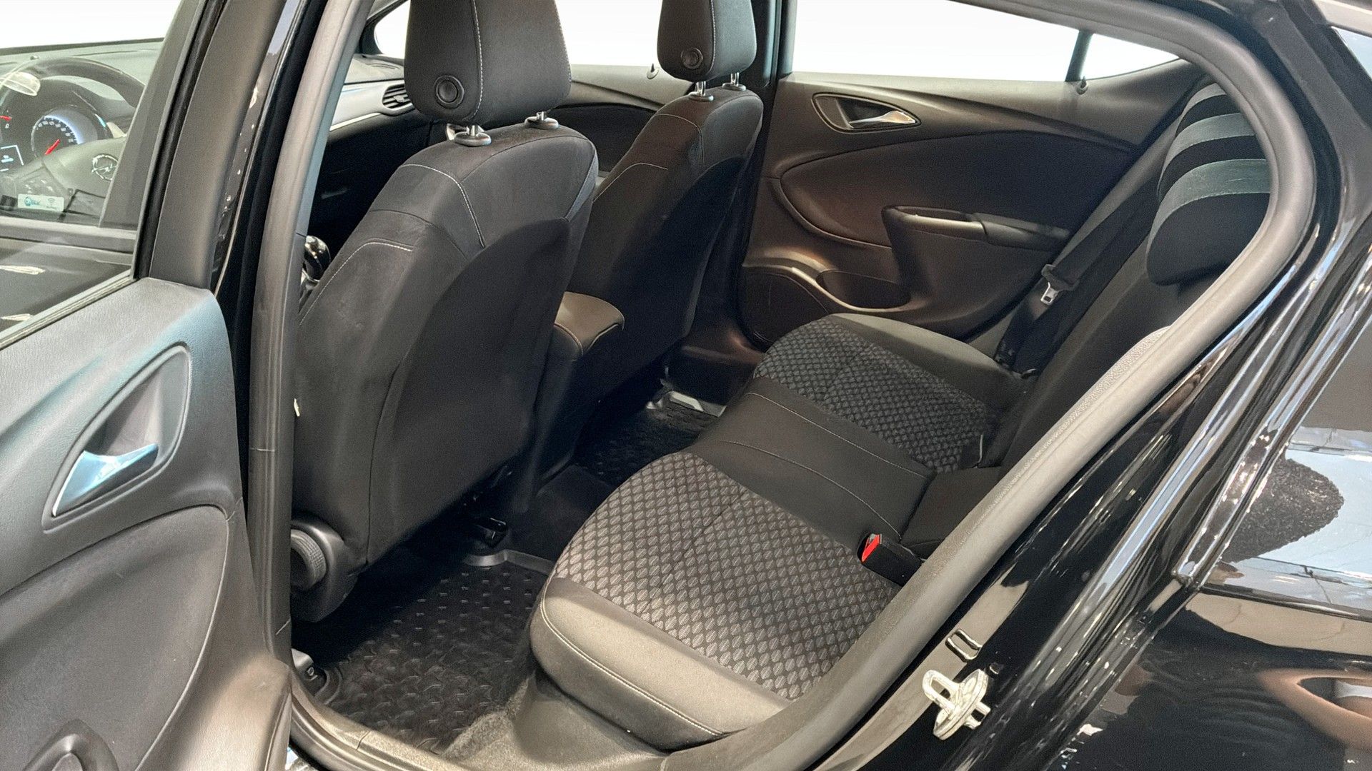Opel Astra 1.0 Enjoy 2018, bild 7/10