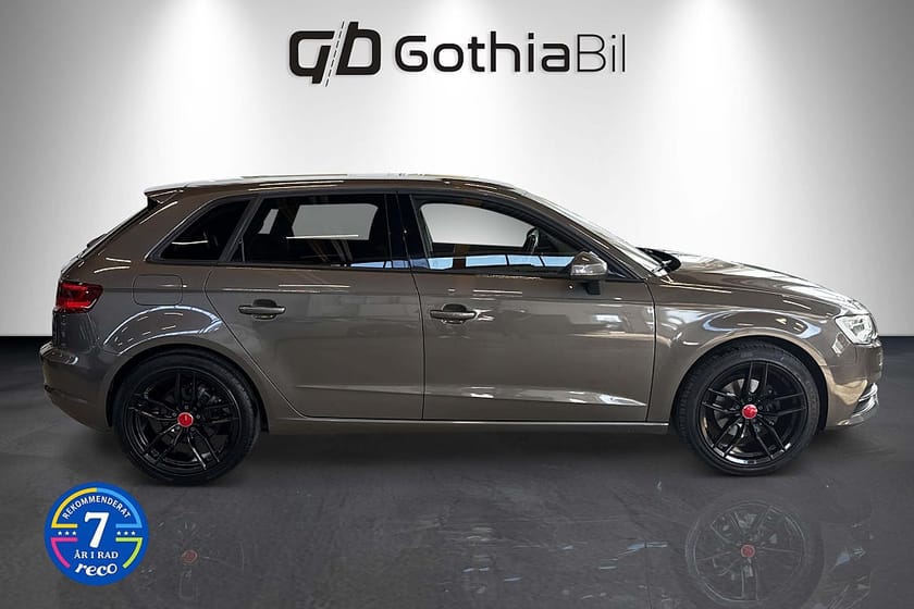 Bild 4 av Audi A3 Sportback 1.6 TDI S Tronic PDC MMI Endast 3 brukare Nyservad