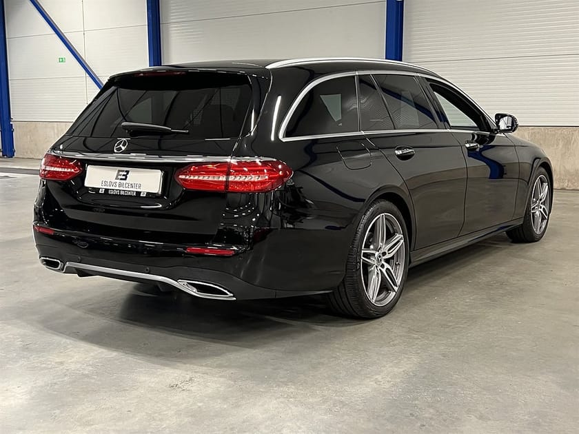Bild 4 av Mercedes-Benz E 300 T d 245 HK / AMG Line / Drag / 360 /