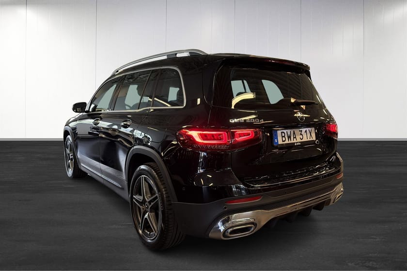 Bild 4 av Mercedes-Benz GLB 200 d Moms/AMG/Panelbelysning/Widescreen