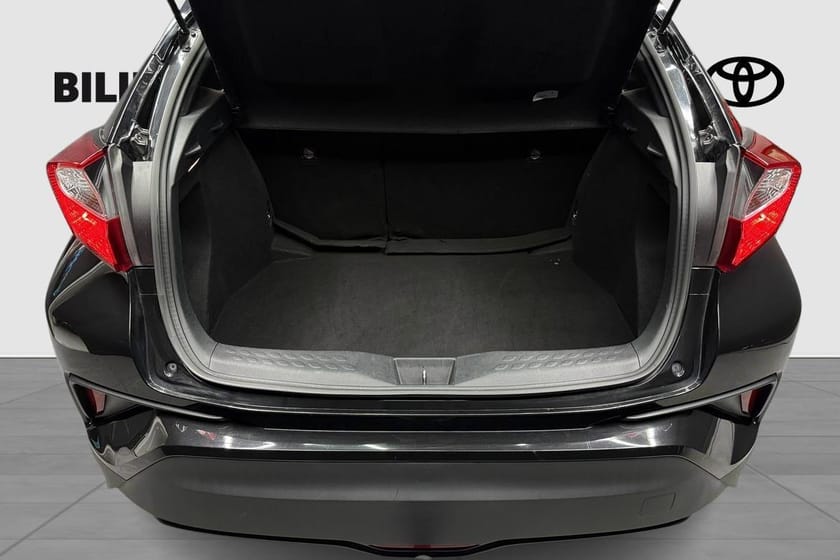 Bild 4 av Toyota C-HR Hybrid 1,8 ACTIVE DRAG V-HJUL