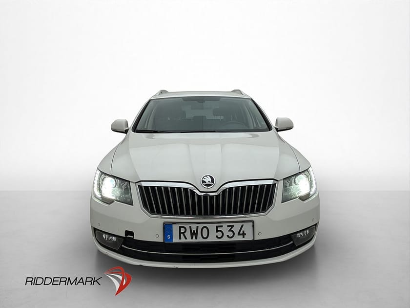 Bild 2 av Škoda Superb Kombi Skoda 1.6 TDI 105hk Elegance Värmare Sensorer Drag