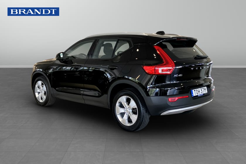 Bild 2 av Volvo XC40 T3 FWD aut Momentum Advanced