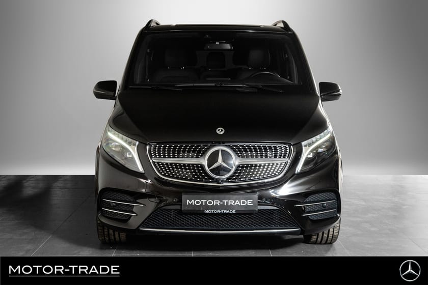 Bilde 4 av Mercedes-Benz V 300d 4MATIC 3.2t AMG 7-seter 237hk AMG | KROK | LUGANO-SKINN
