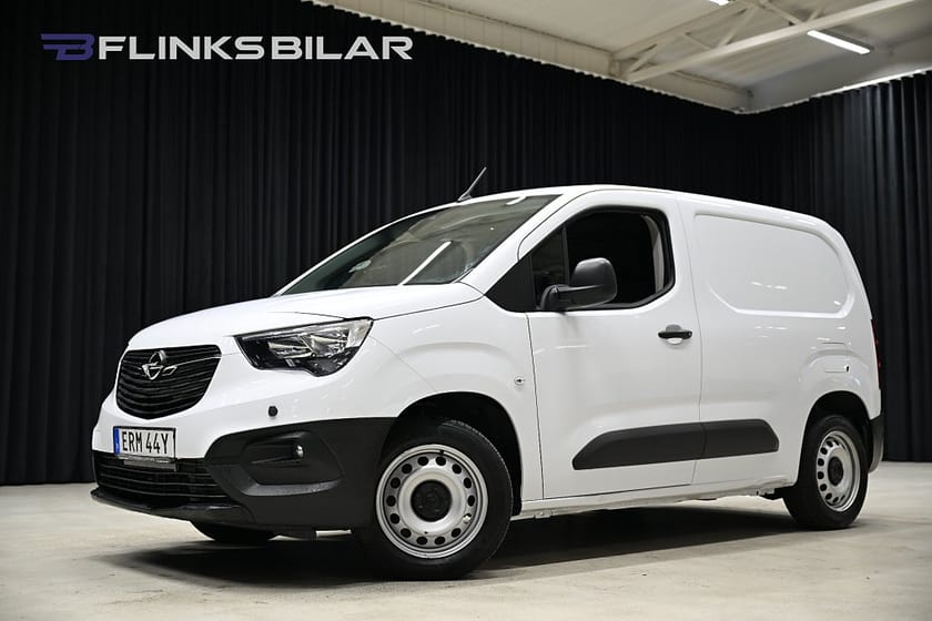 Bild 1 av Opel Combo Cargo 131HK Automat|Backkamera|M/K-Värmare|EnÄgare|Moms