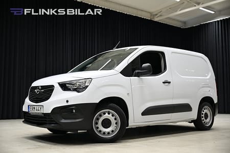 Opel Combo Cargo 131HK Automat|Backkamera|M/K-Värmare|EnÄgare|Moms