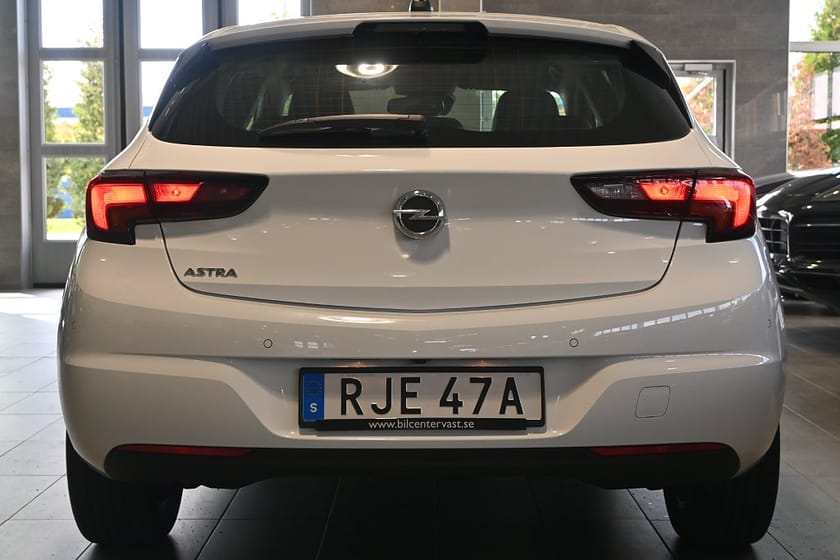 Bild 4 av Opel Astra 1.4 Turbo CVT 145hk Navi Backkamera Skatt 734kr