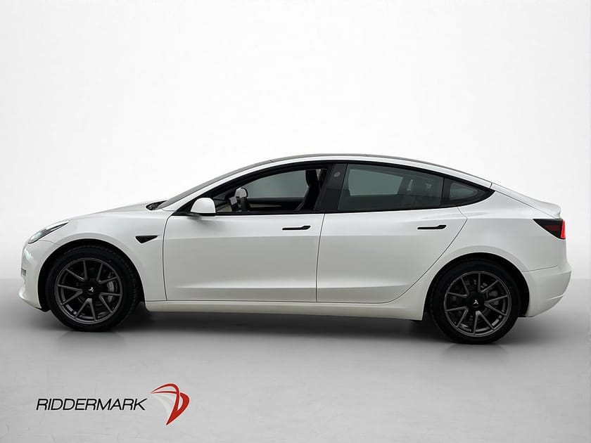Bild 5 av Tesla Model 3 Long Range AWD Pano Värmare Skinn Kamera AP